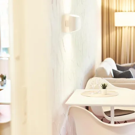 Apartament Modernes Studio Mit Kuche, Das Ideale Office Am See